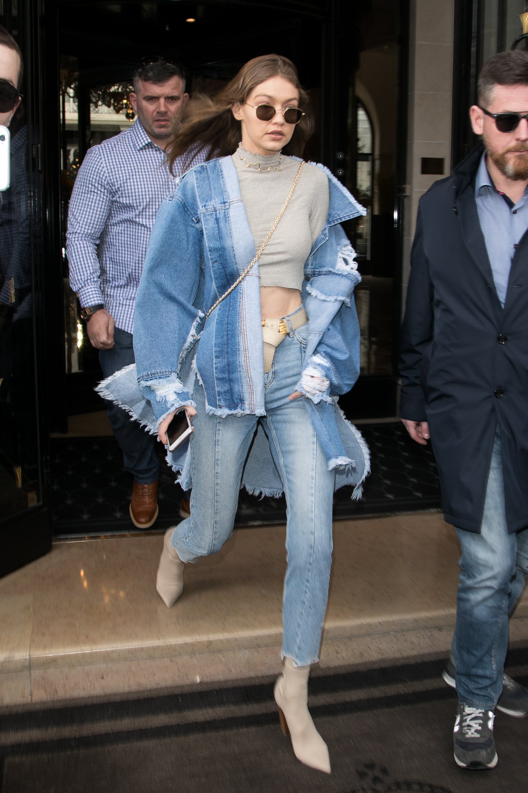 Cute Denim Outfits Inspired By Gigi Hadid Birthday Look