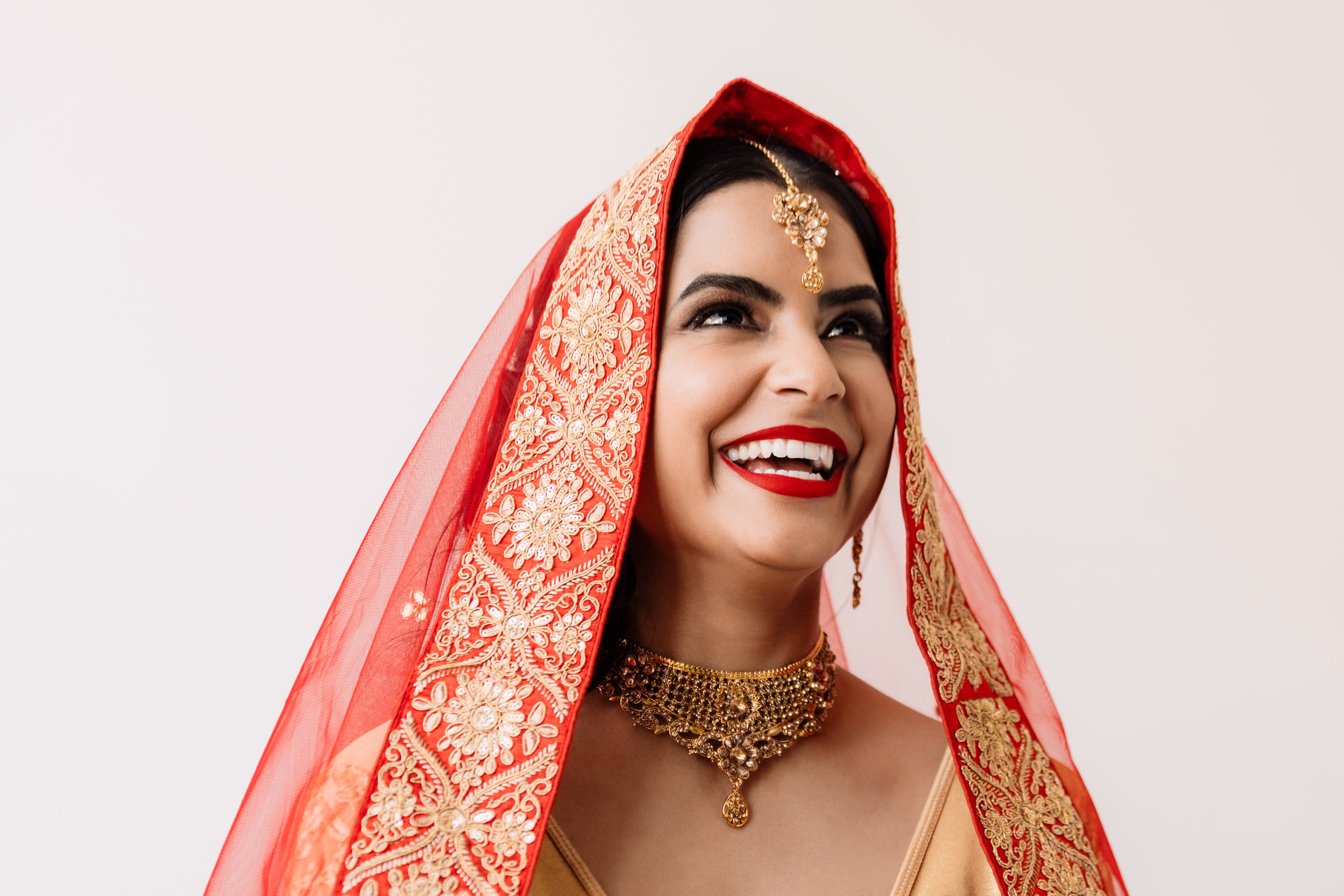 indian wedding makeup red