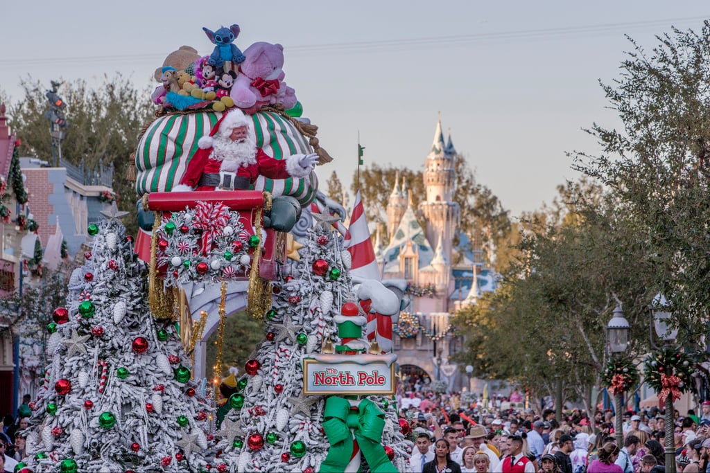 Disneyland: A Christmas Fantasy Parade