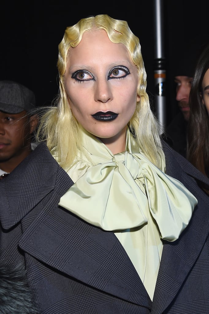 Lady Gaga的漂白眉毛