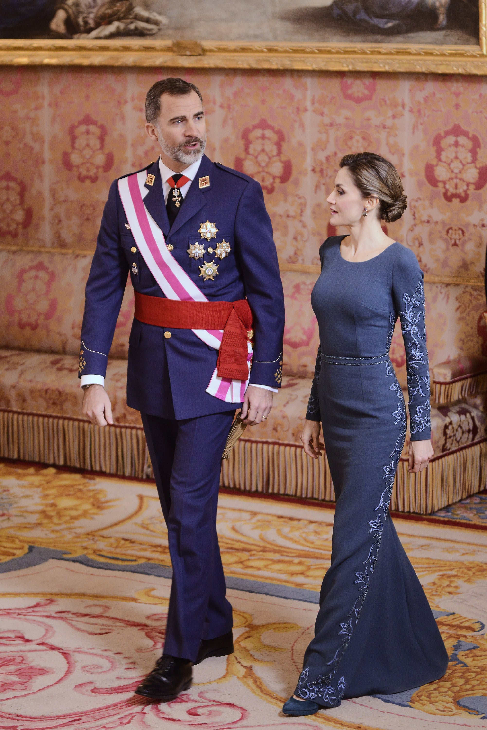 Queen-Letizia-Felipe-Varela-Gown-January-2017.jpg