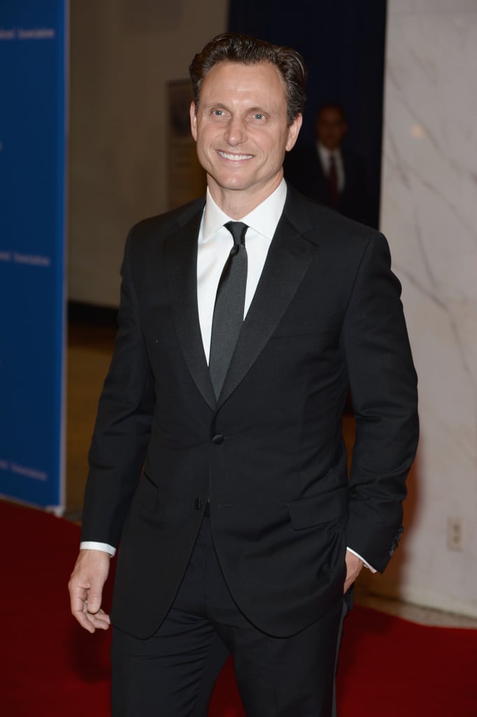 Tony Goldwyn looked dapper in a black suit.