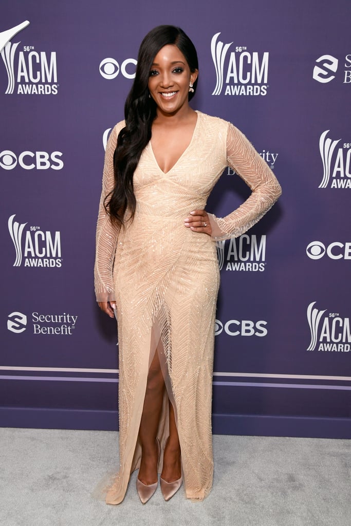 Mickey Guyton at the 2021 ACM Awards | Pictures