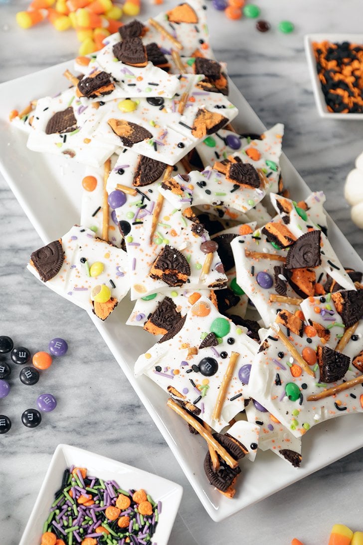 Halloween Chocolate Bark | Quick and Easy Halloween Dessert Recipes ...