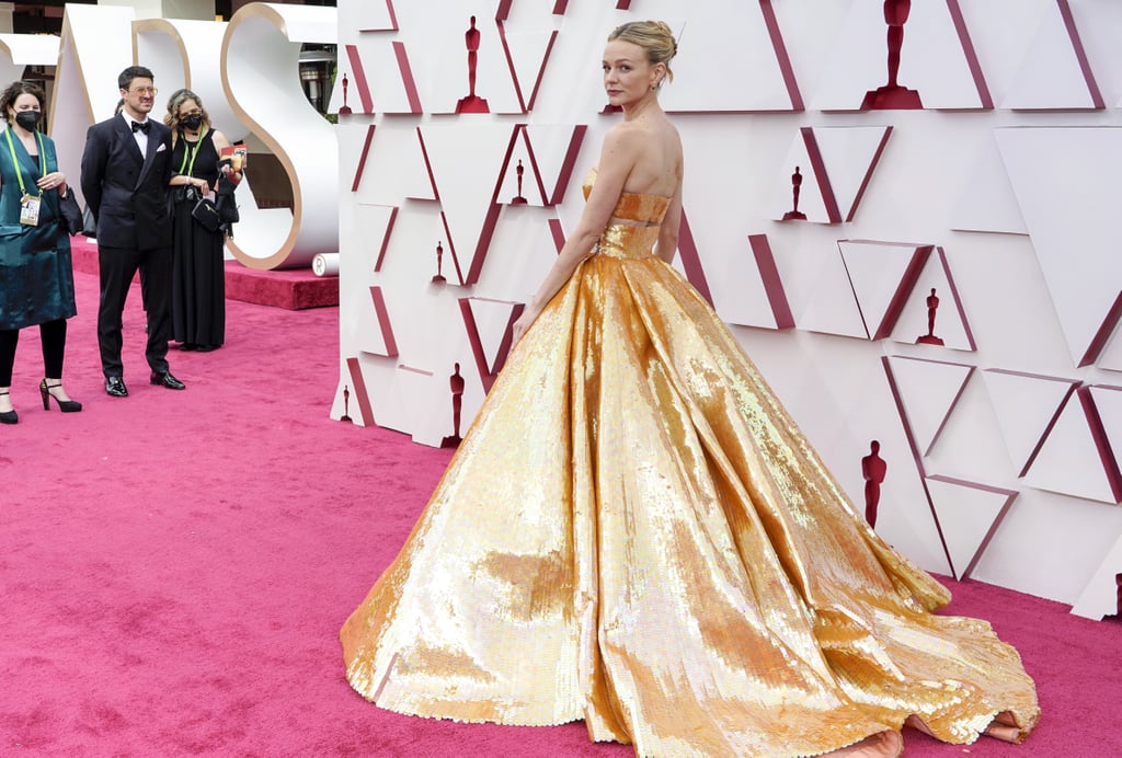 Carey Mulligan's Gold Valentino Skirt at the 2021 Oscars