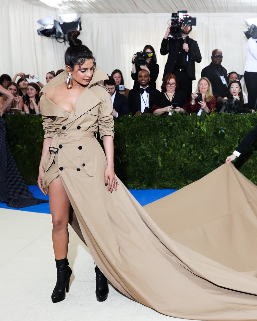 Her Coat's Train!