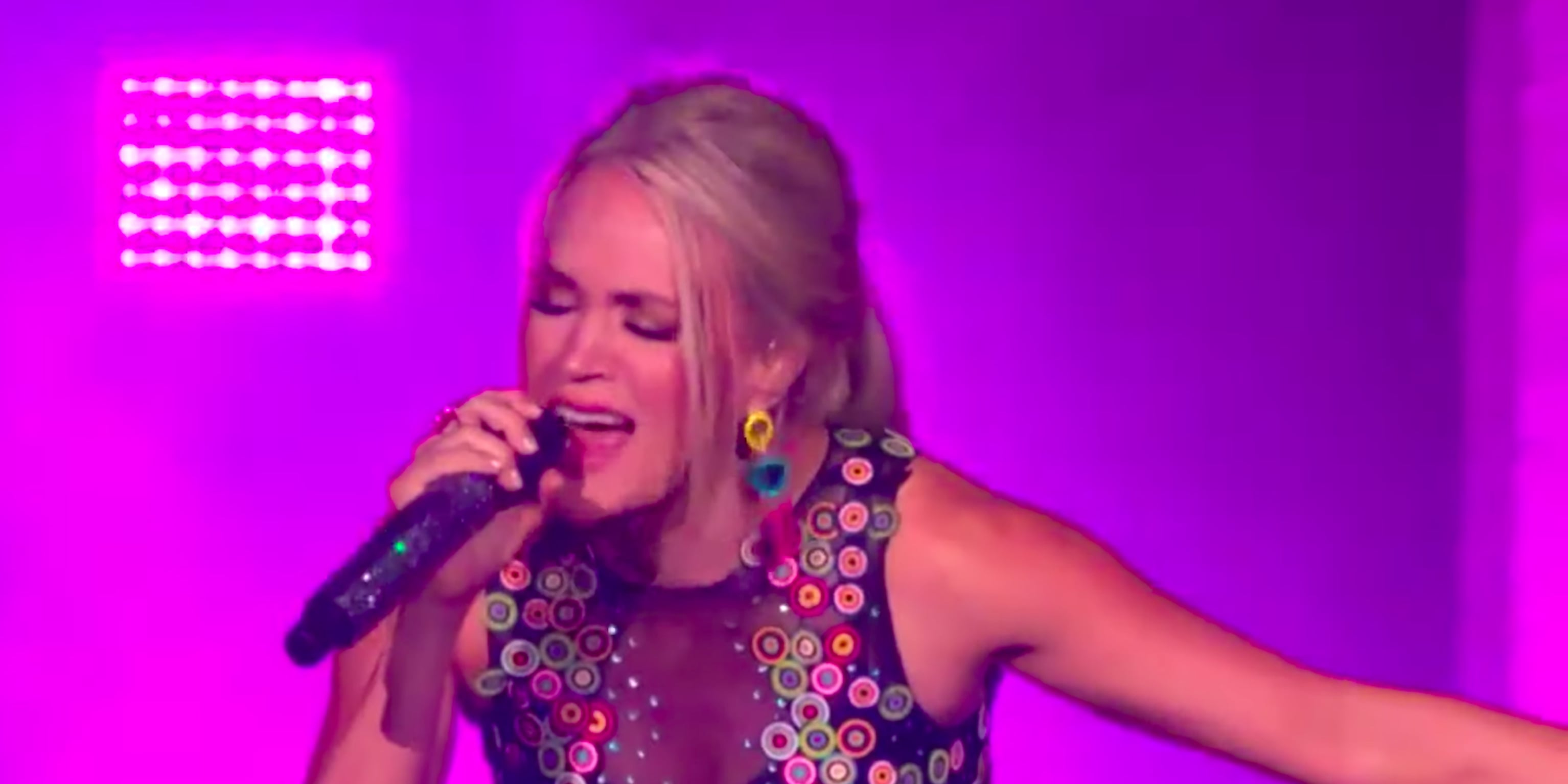 Carrie Underwood "Southbound" CMT Performance Video 2019 POPSUGAR