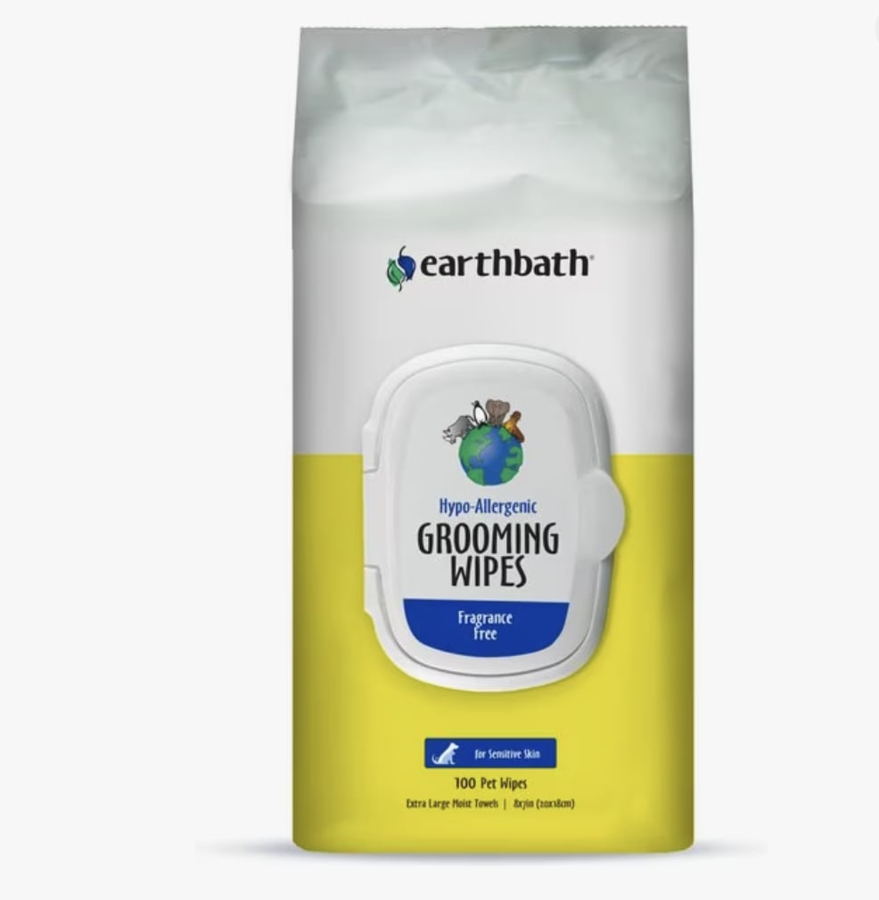 For Dogs & Cats: Grooming Wipes