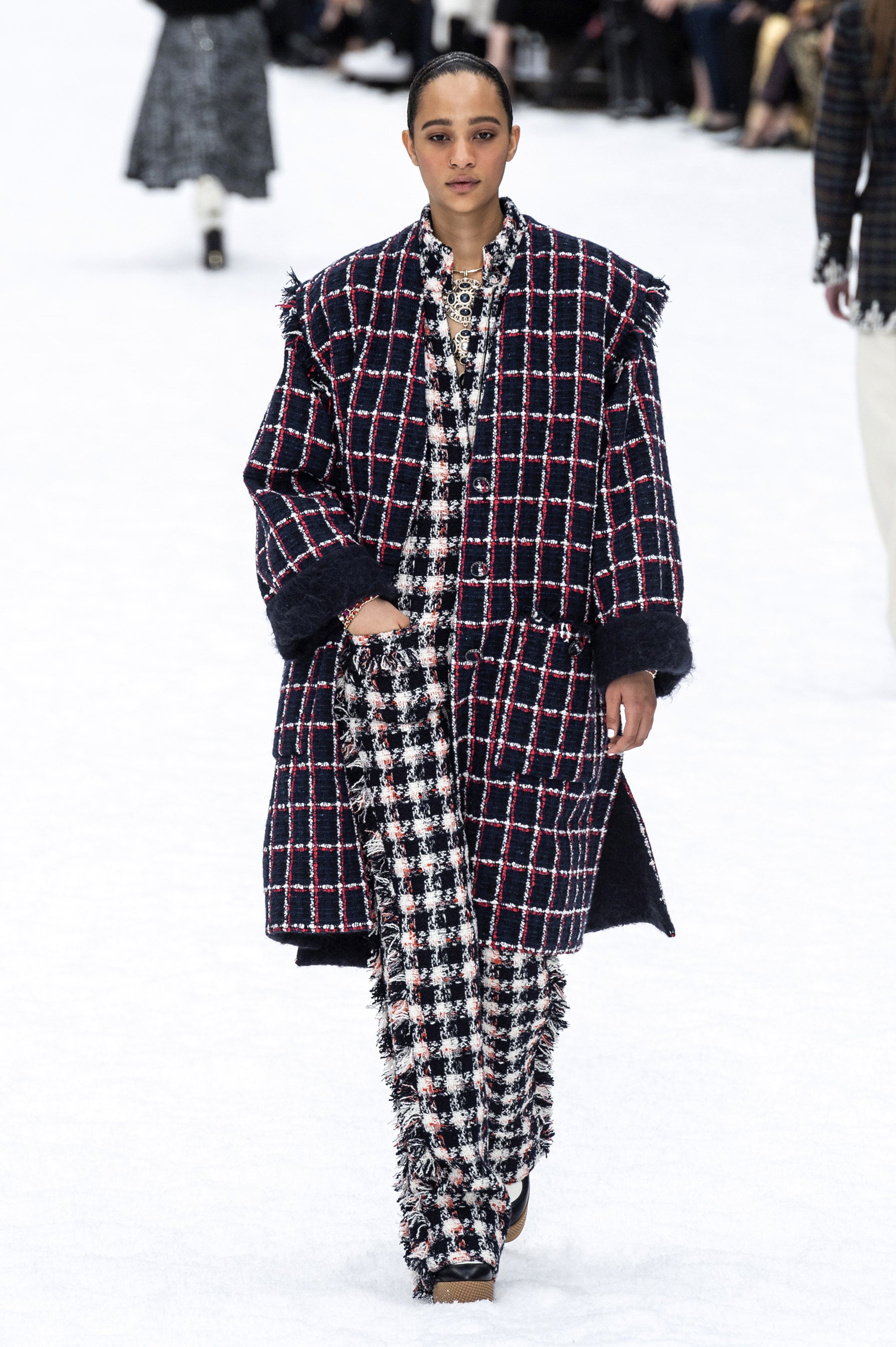 Chanel Fall 2019 Runway Pictures Popsugar Fashion