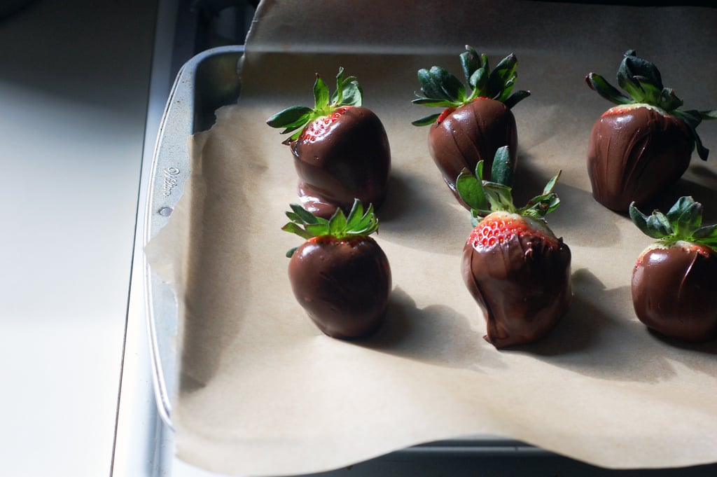 如何制作巧克力草莓