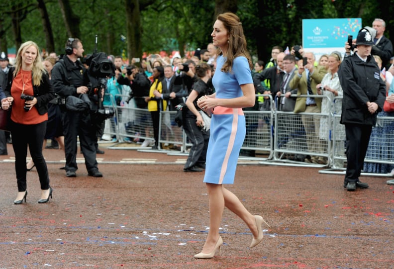 Kate Wore Neutral Accessories, Which Toned Down the Colorful Look