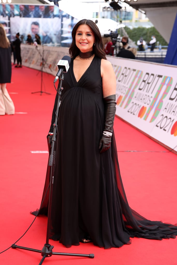 Jessie Ware Wearing Opera Gloves at the BRIT Awards 2021