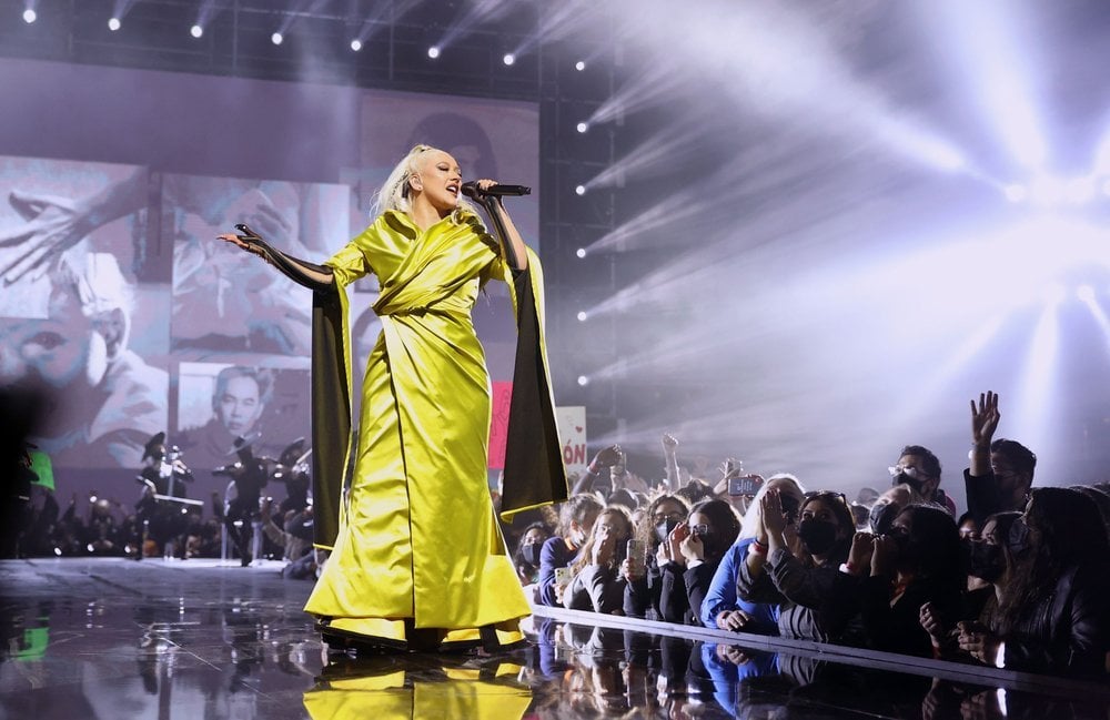 2021 PEOPLE'S CHOICE AWARDS -- Pictured: Christina Aguilera performs on stage during the 2021 People's Choice Awards held at the Barker Hangar, Santa Monica, on December 7, 2021 -- (Photo by: Rich Polk/E! Entertainment/NBC)