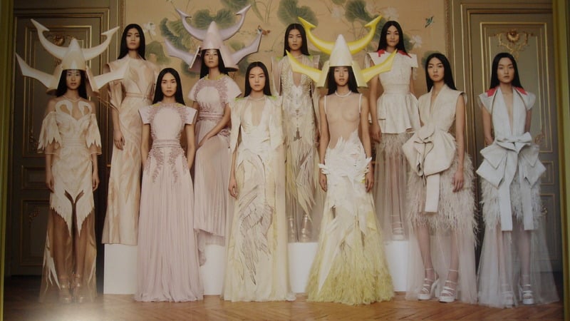 Ming Xi Hye Rim Park Liu Wen Ai Tominaga Shu Pei Qin Tao Riccardo Tisci Casts Only Asian Models To Show Japanese Infused Spring 11 Givenchy Couture Collection Popsugar Fashion Photo 3 Ming Xi Hye Rim Park Liu Wen Ai Tominaga Shu Pei Qin Tao Riccardo Tisci Casts Only Asian Models To Show Japanese Infused Spring 11 Givenchy Couture Collection Popsugar Fashion Photo 3