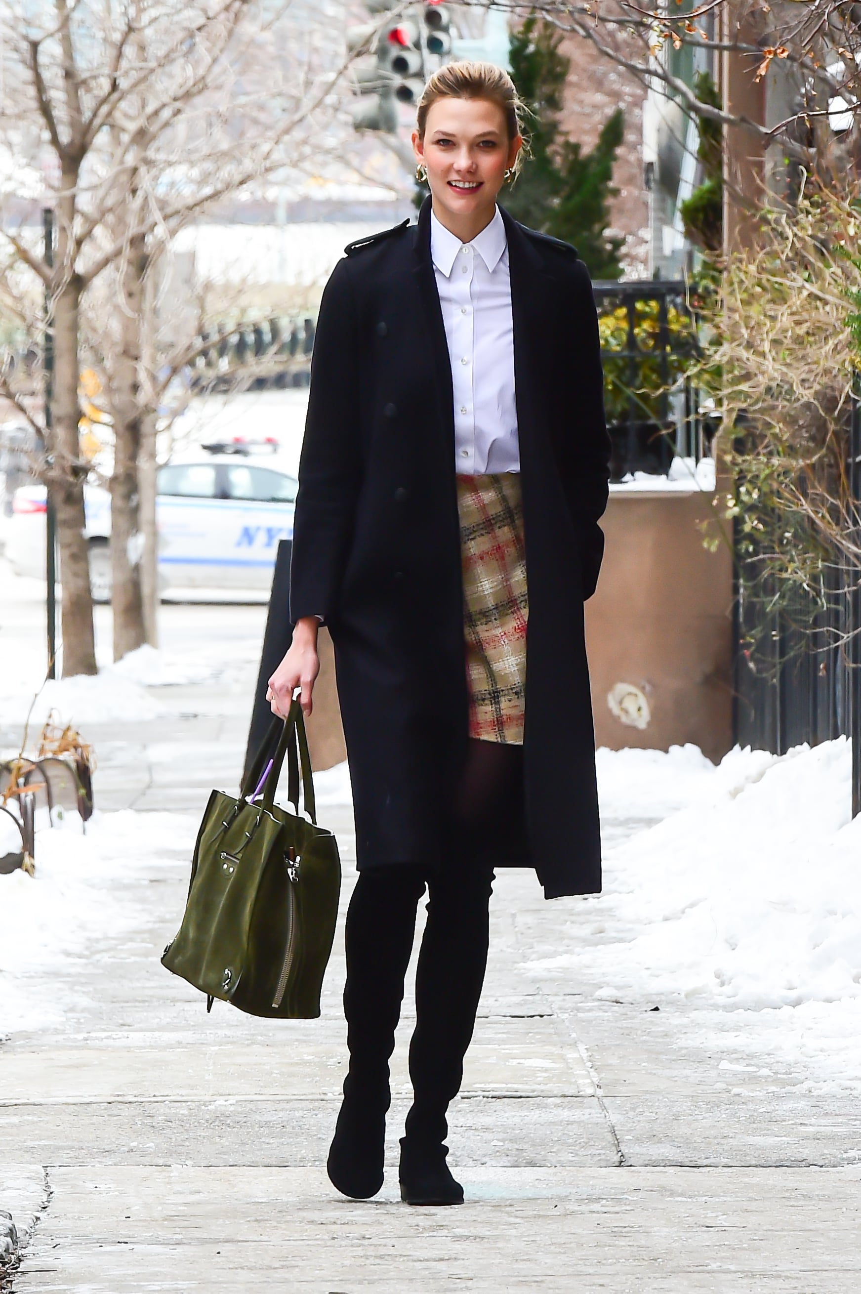 Karlie Kloss gave off preppy vibes 
