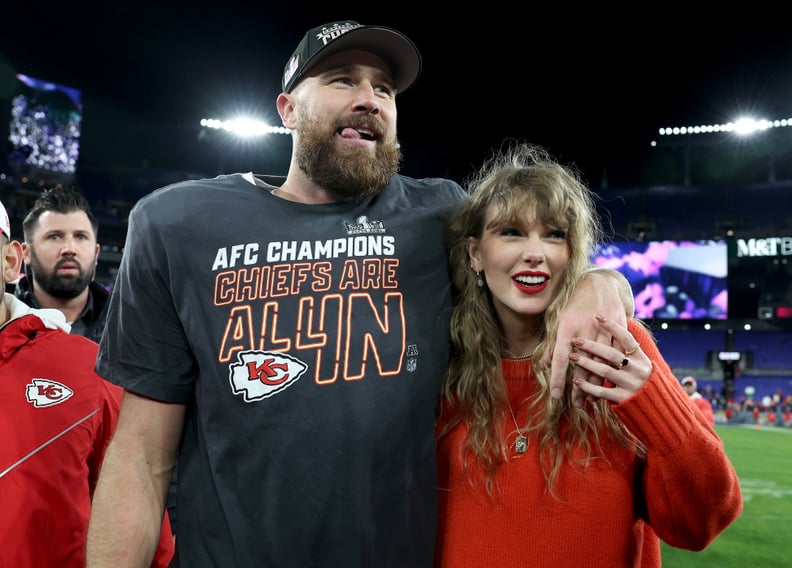 Taylor Swift's Game-Day Nails