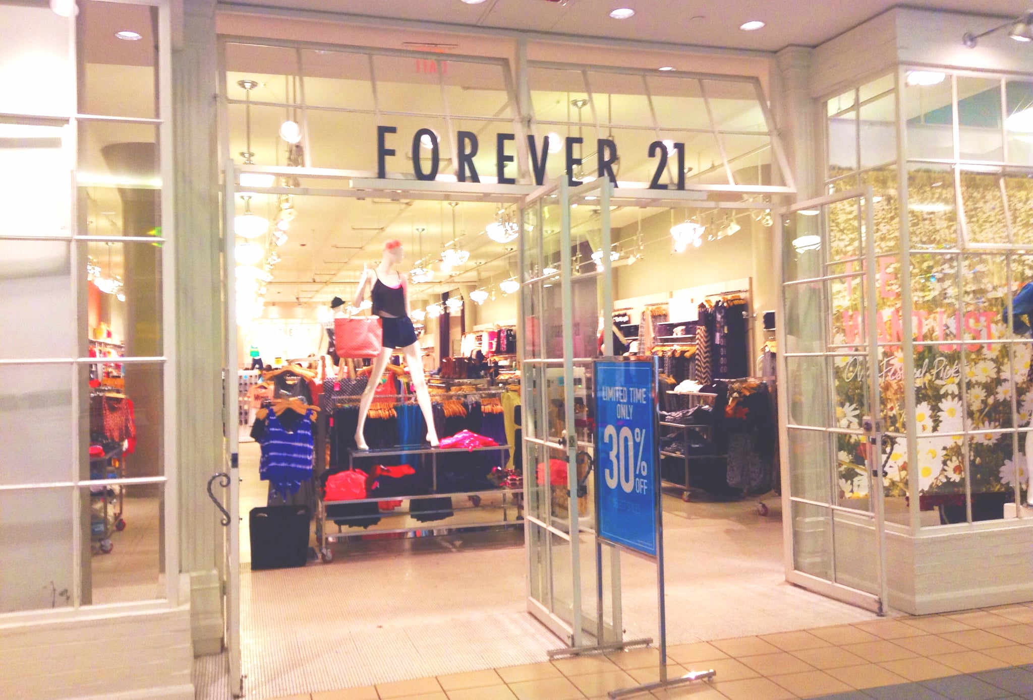 Forever 21 Secrets Revealed Popsugar Fashion Australia