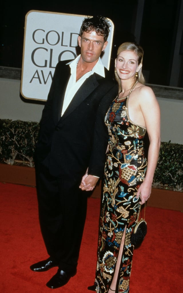 Julia's gorgeous sequined gown featured intricate embellishments from head to toe at the 1998 Golden Globe Awards.