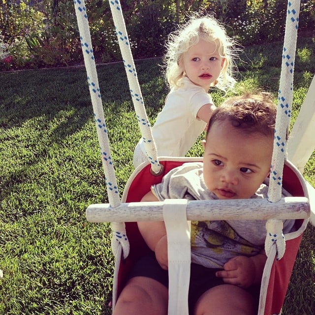 Maxwell Simpson and Rocco Faison enjoyed an outdoor playdate. 
Source: Instagram user caceecobb