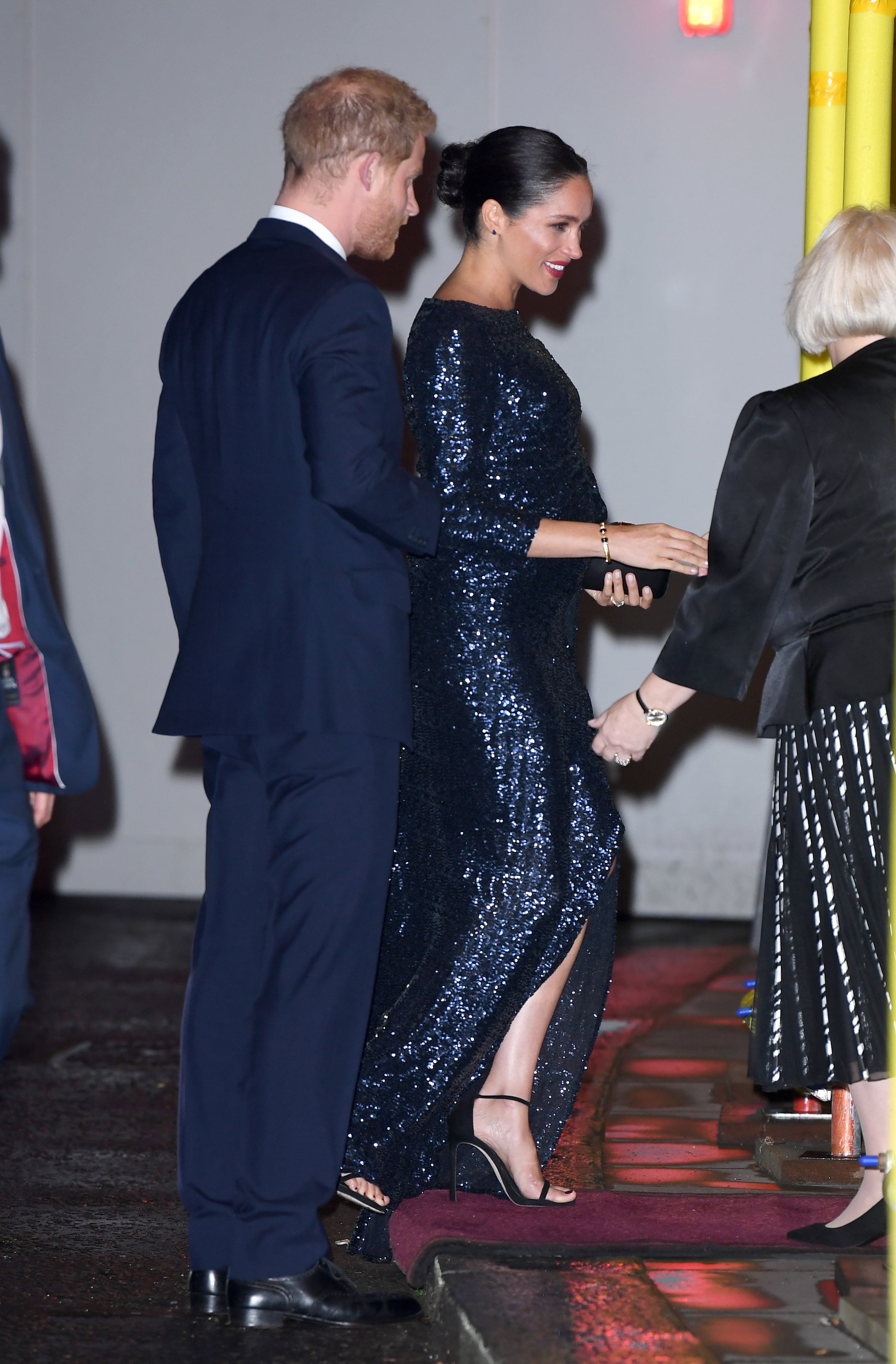 meghan markle sequin dress Meghan's stunning sequin gown looks strikingly similar to owned by the late  Princess