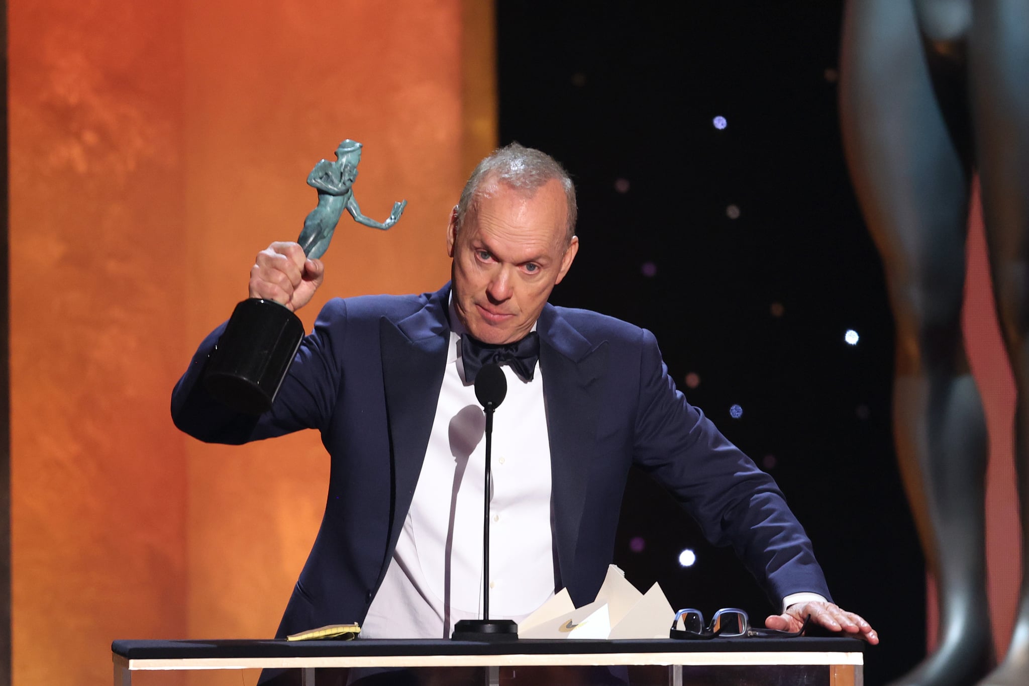 SANTA MONICA, CALIFORNIA - FEBRUARY 27: Michael Keaton accepts Outstanding Performance by a Male Actor in a Television Movie or Limited Series for 'Dopesick' onstage during the 28th Annual Screen Actors Guild Awards at Barker Hangar on February 27, 2022 in Santa Monica, California. (Photo by Rich Fury/Getty Images)
