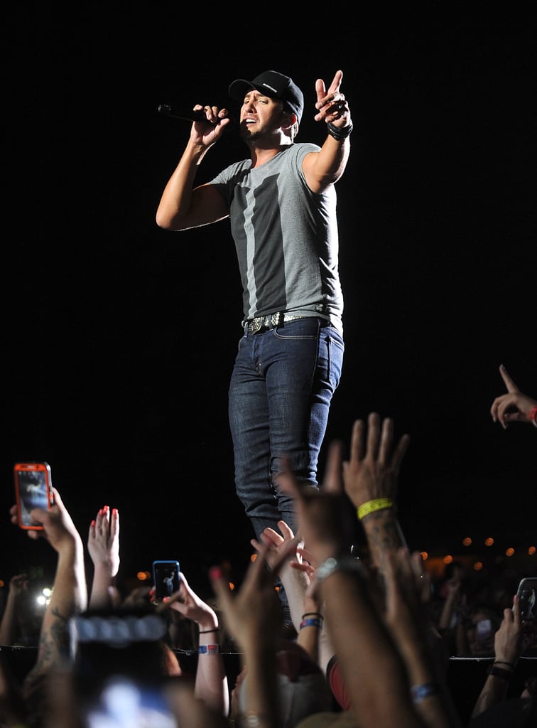 Luke Bryan Talks Sexiest Man Title at FarmBorough