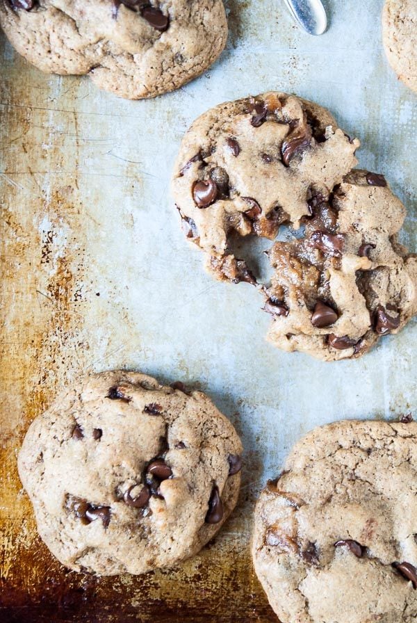 Vegan Caramel Chocolate Chip Cookies