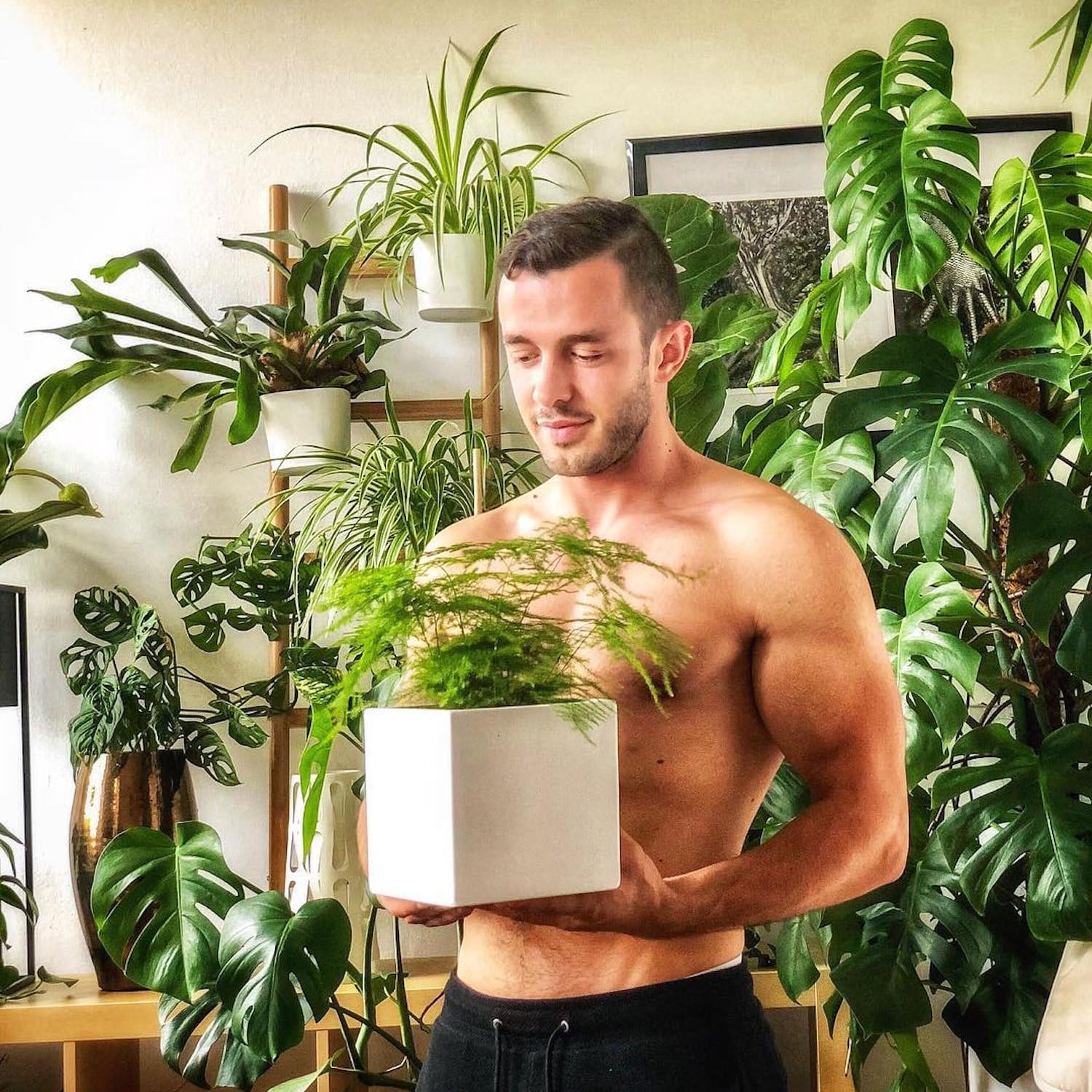 Get Your Daily Dose of Bulges with These Dreamy Hunks