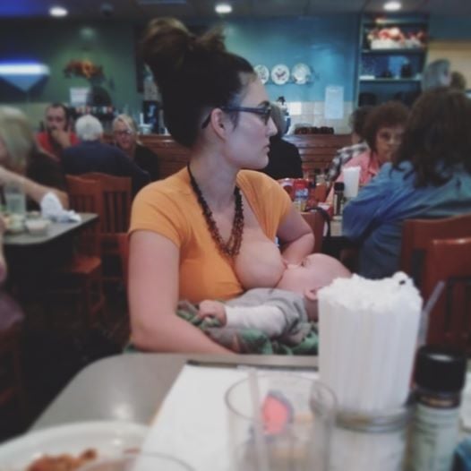 When This Proud Breastfeeding Mom Took a Public Stand Against Haters