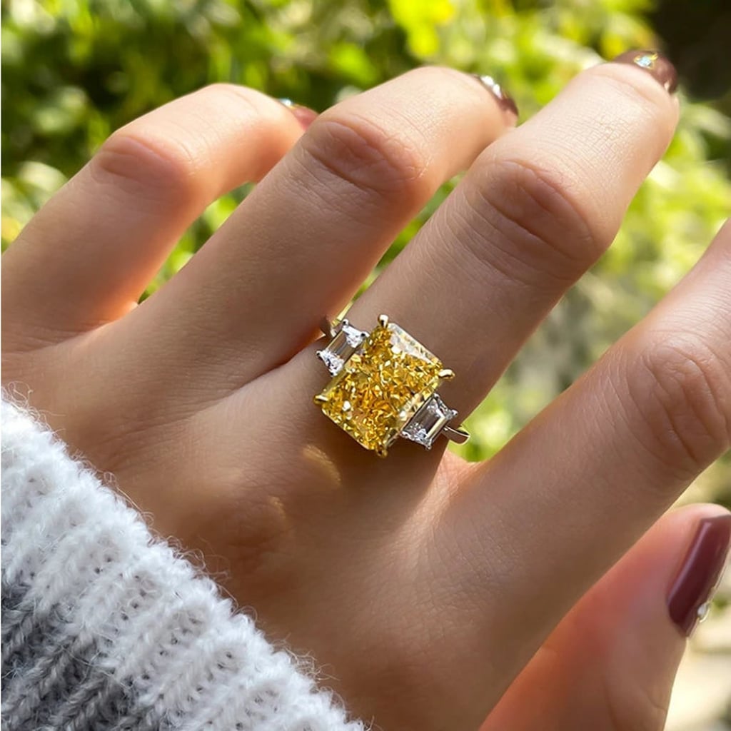 Zendaya's Yellow Bulgari Ring Is Not an Engagement Ring | POPSUGAR Fashion