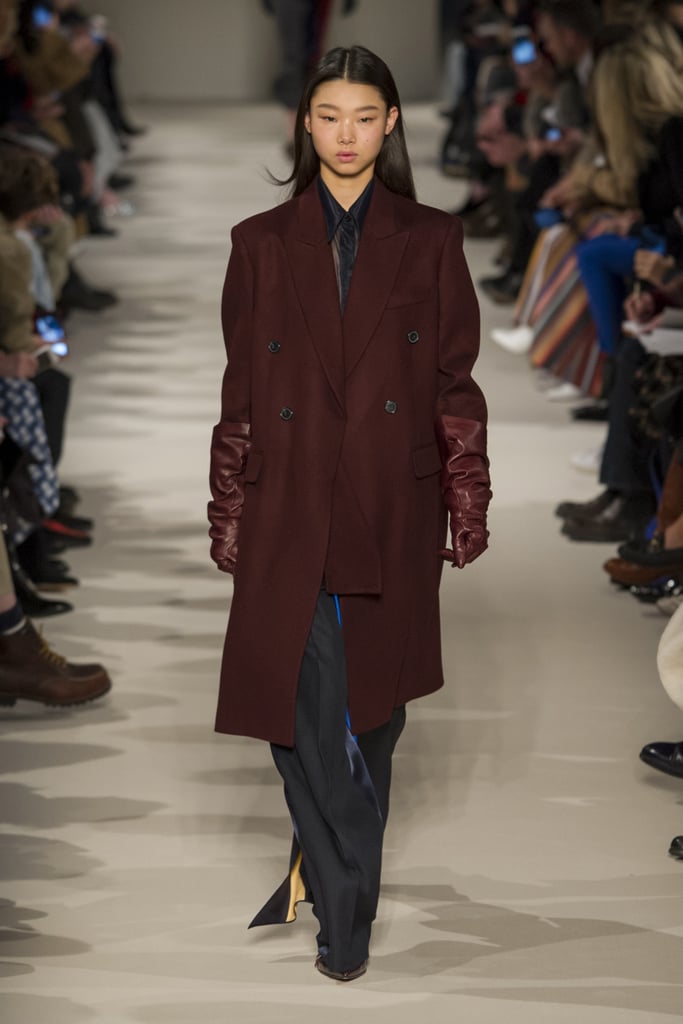 Victoria Beckham Fall 2017 Runway