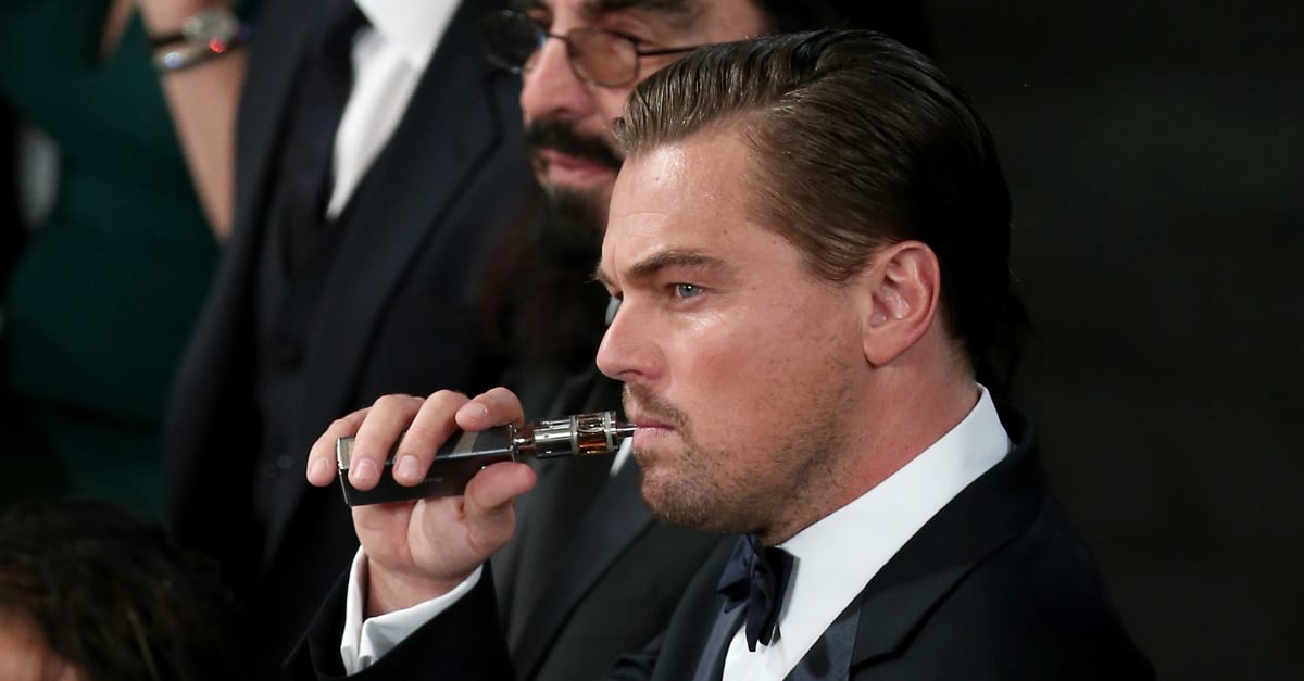 leonardo dicaprio chewing tobacco eating cookies at the Oscars : r/pics celebrity smoking habits on hbo