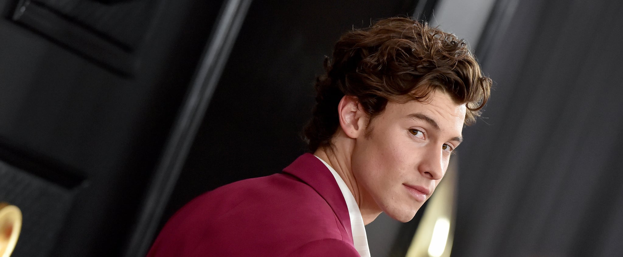 Shawn Mendes Just Cut His Hair And Twitter Is Divided Popsugar Beauty Merci i vote for @ shawnmendes as my favorite male artist for 2021 # kca # voteshawnmendes. shawn mendes just cut his hair and
