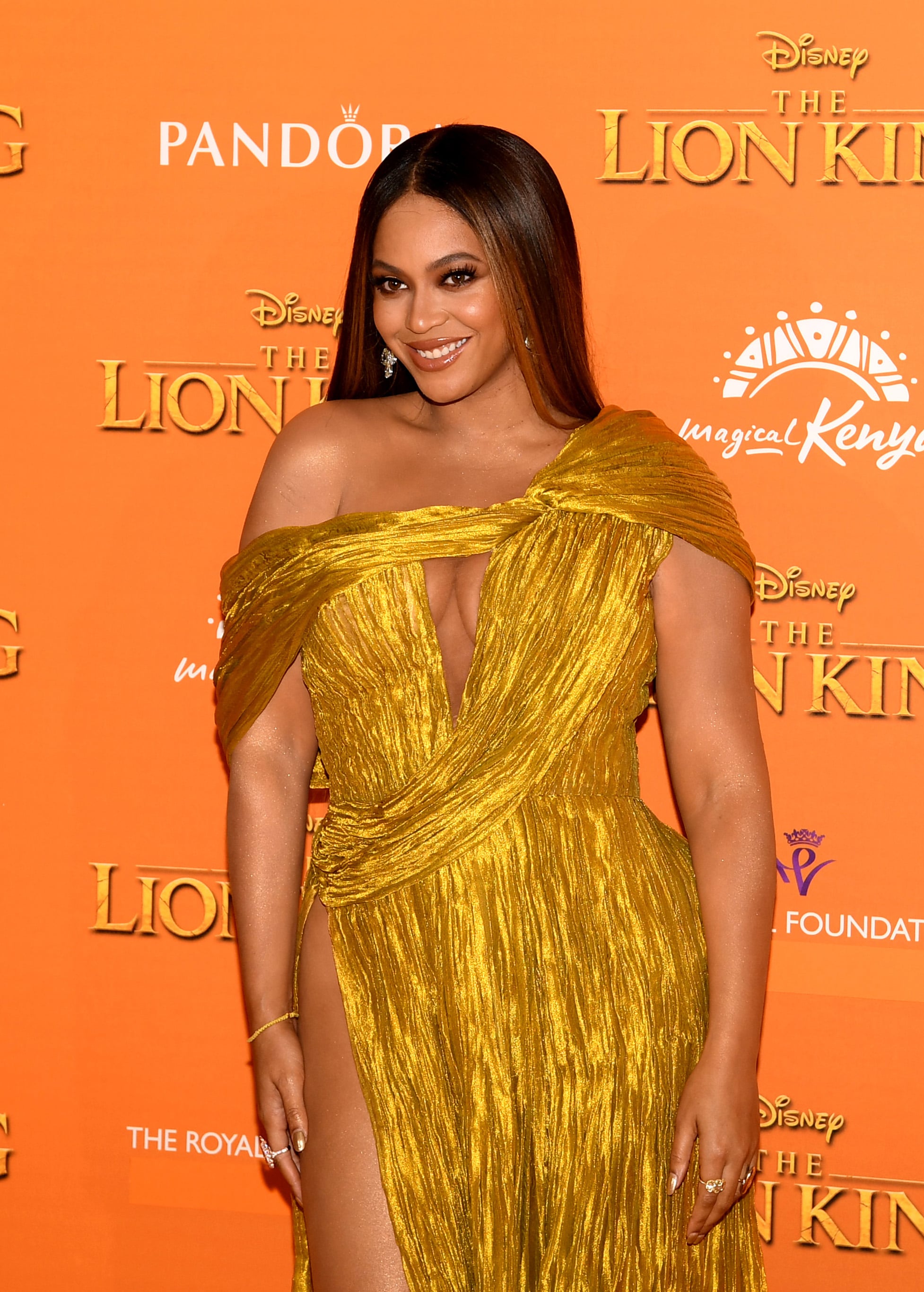 Beyonce From Justin Bieber To Rihanna Stars Are Giving Back During The Coronavirus Outbreak Popsugar Celebrity Photo 2
