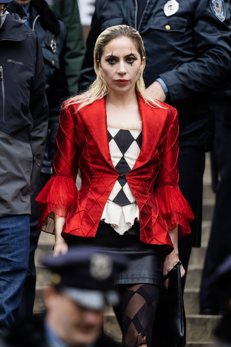 Lady Gaga的梳的发型在“两个小丑:精神错乱”