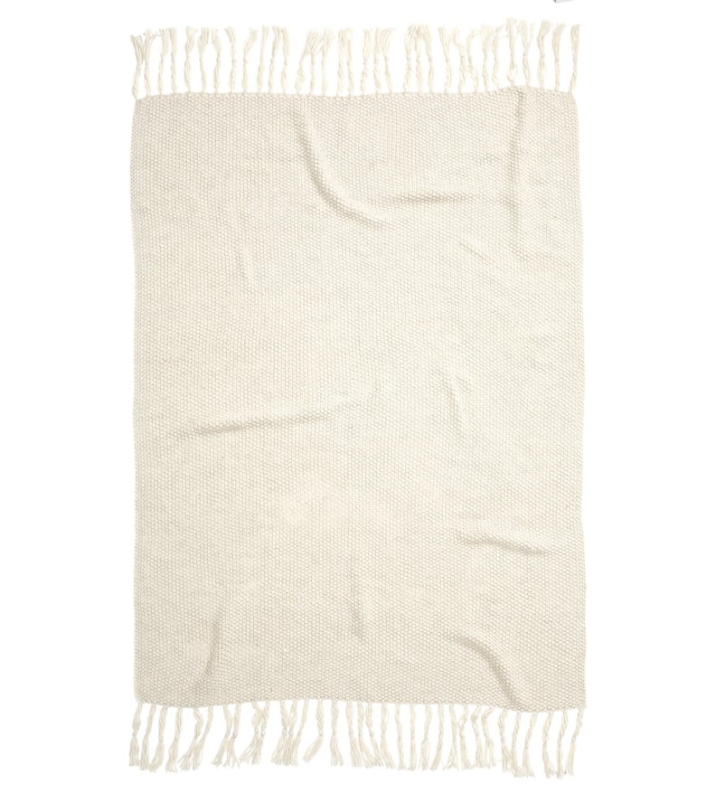 A Lightweight Textural Throw