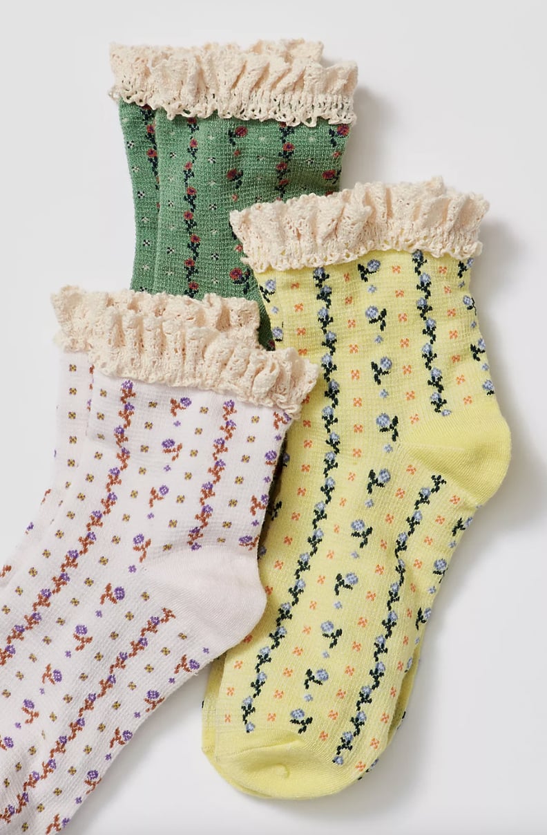 Best Stocking Stuffers For College Students: Ruffle Socks