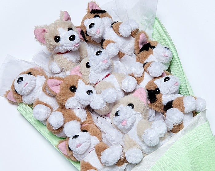 bouquet of stuffed toys