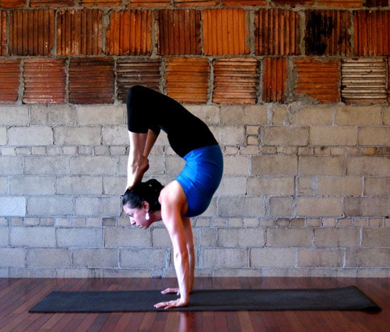 Handstand Scorpion | Advanced Yoga Moves That Strengthen Your Upper ...