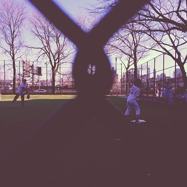 Finn Burns brushed up on his baseball swing with his dad, Ed Burns.
Source: Instagram user cturlington