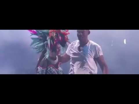 Bomba Estéreo and Will Smith Singing "Fiesta"