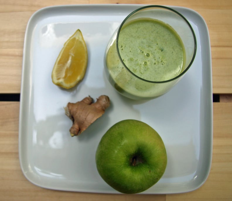 Detoxifying Apple Lemon Ginger Juice