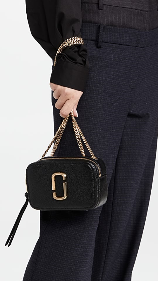 A Chain Link Bag: Marc Jacobs The Glam Shot 17