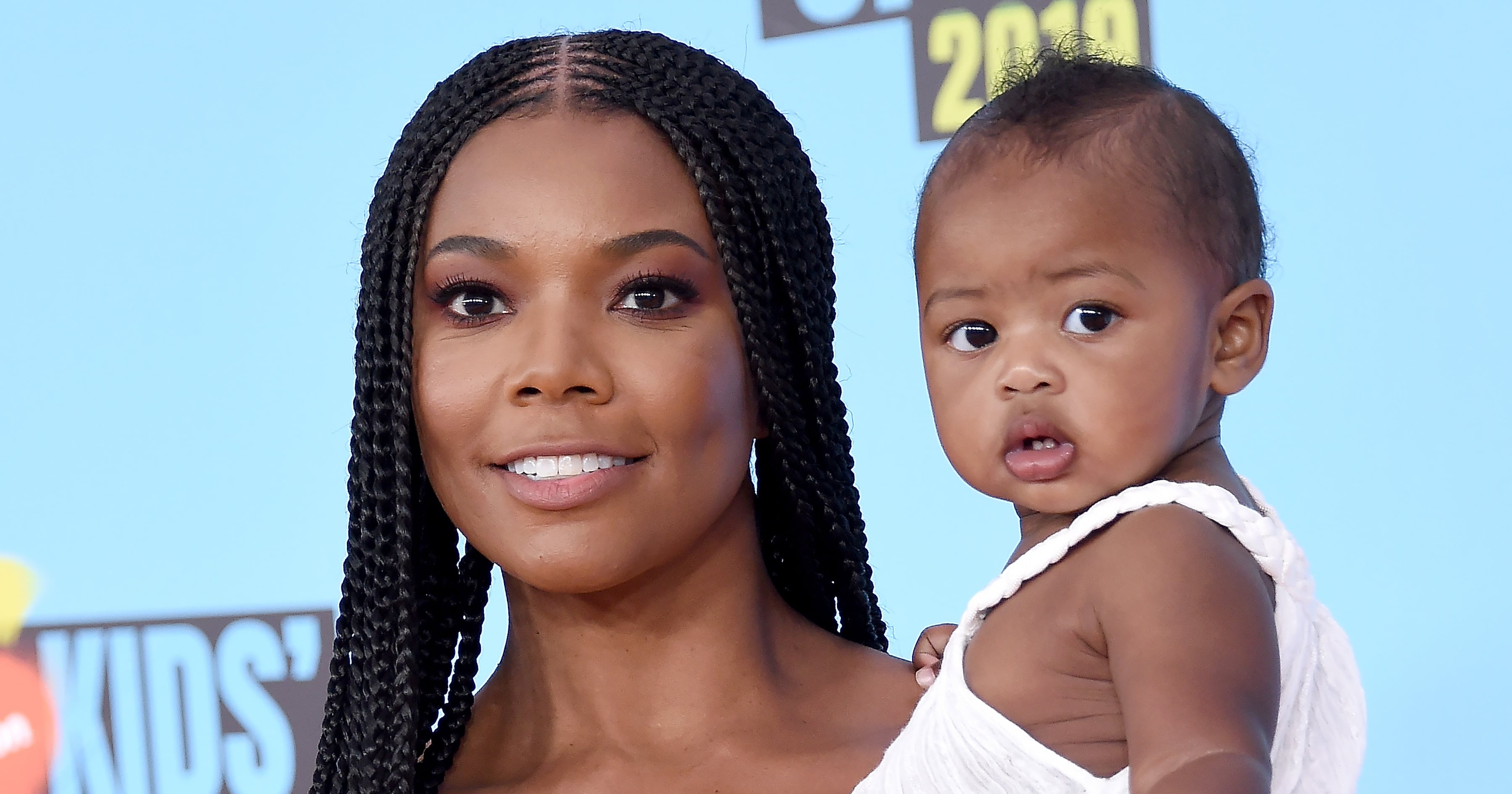 Gabrielle Union's Daughter Kaavia Unboxes a Valentino Purse PS Fashion