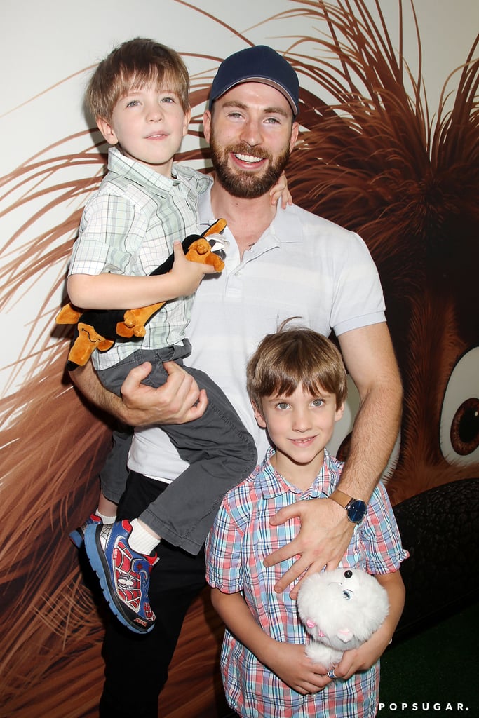Chris Evans and Jenny Slate at Secret Life of Pets Premiere