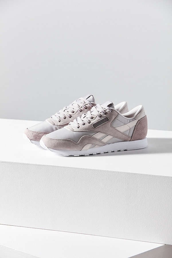 reebok classic face stockholm pink