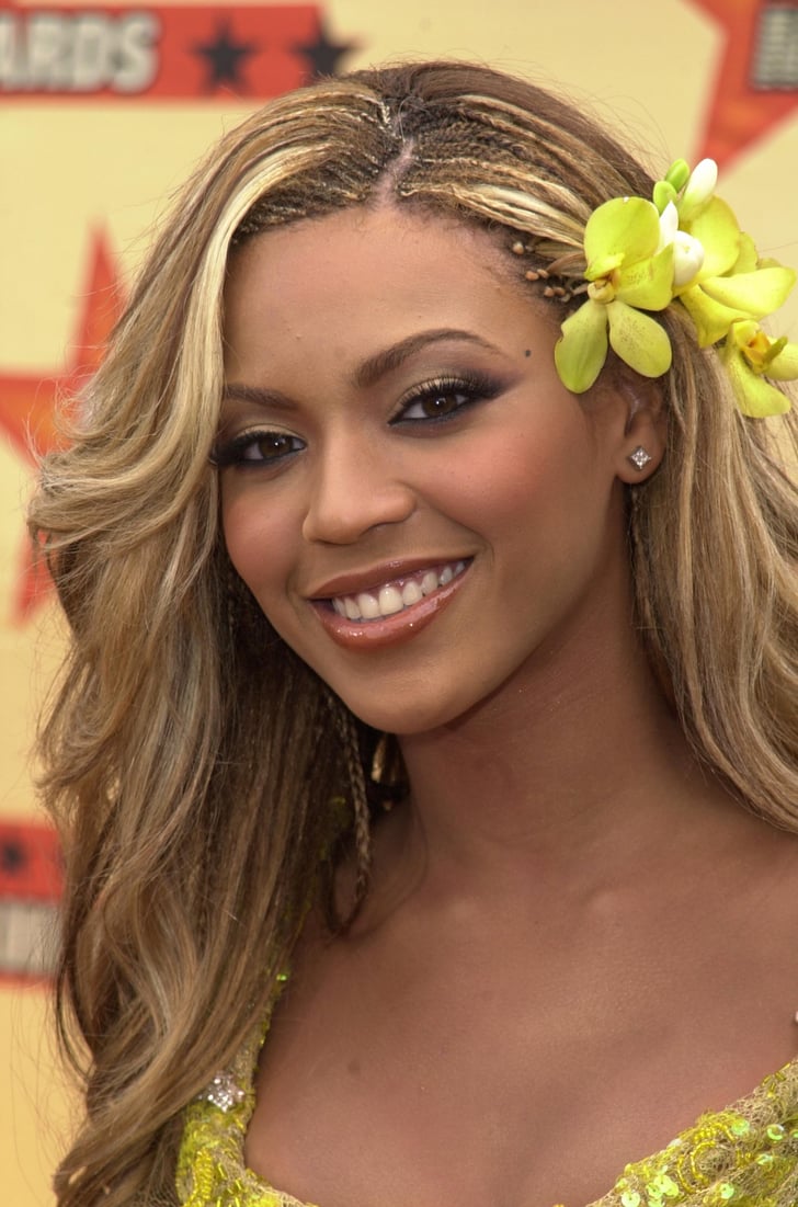 Wearing Flowers in Your Hair Celebrity Hairstyles From the 2000s That
