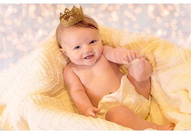 images King And Queen Photoshoot Ideas popsugar middle east family photo 19