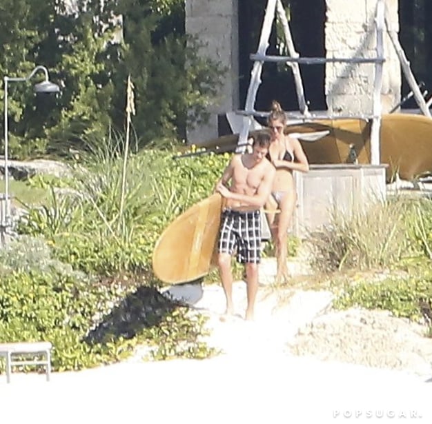 Gisele Bundchen and Tom Brady Go Paddle Boarding | Pictures