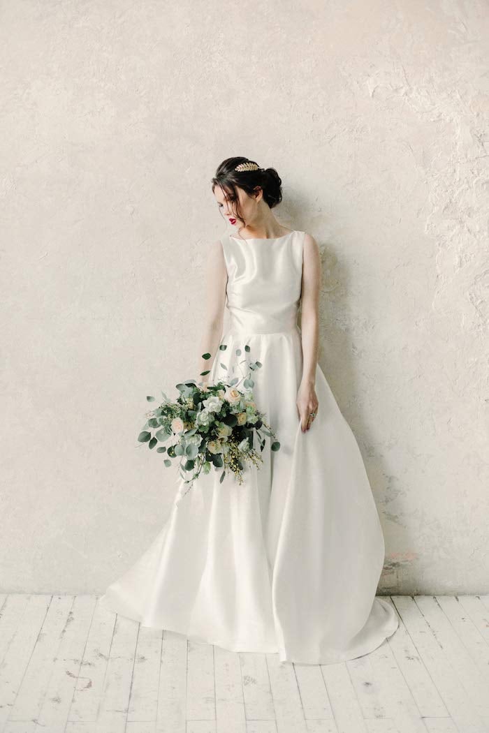 A Wedding Dress: Tavifa Simple Wedding Dress